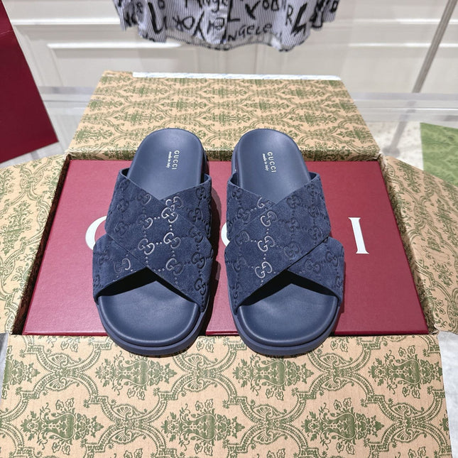 GG SLIDES IN NAVY BLUE SUEDE WITH EMBOSSED LOGO STYLE 10