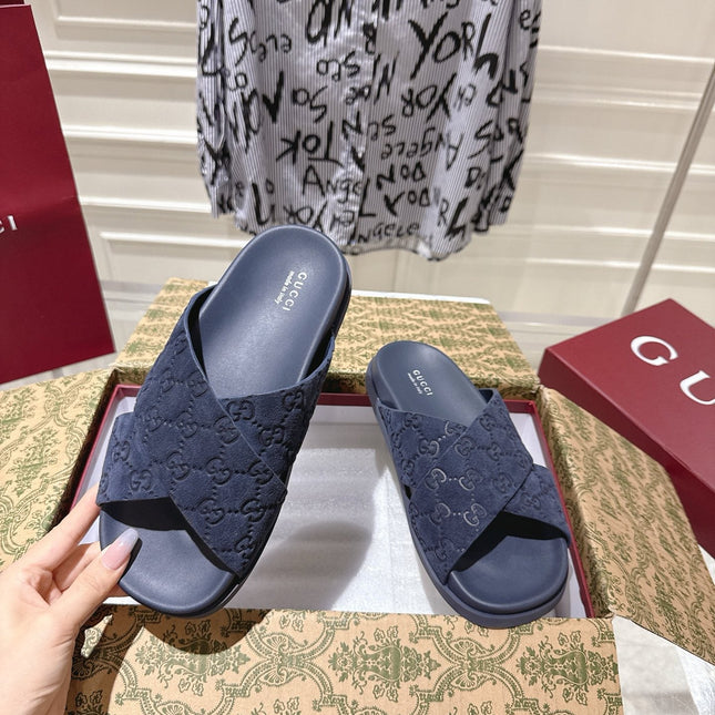 GG SLIDES IN NAVY BLUE SUEDE WITH EMBOSSED LOGO STYLE 10
