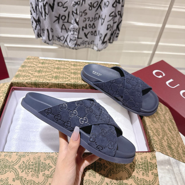GG SLIDES IN NAVY BLUE SUEDE WITH EMBOSSED LOGO STYLE 10