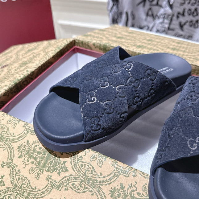 GG SLIDES IN NAVY BLUE SUEDE WITH EMBOSSED LOGO STYLE 10