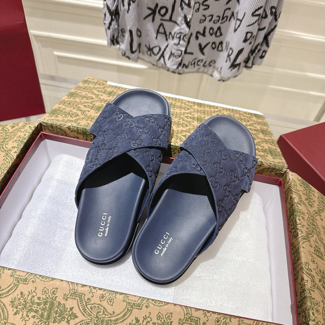 GG SLIDES IN NAVY BLUE SUEDE WITH EMBOSSED LOGO STYLE 10