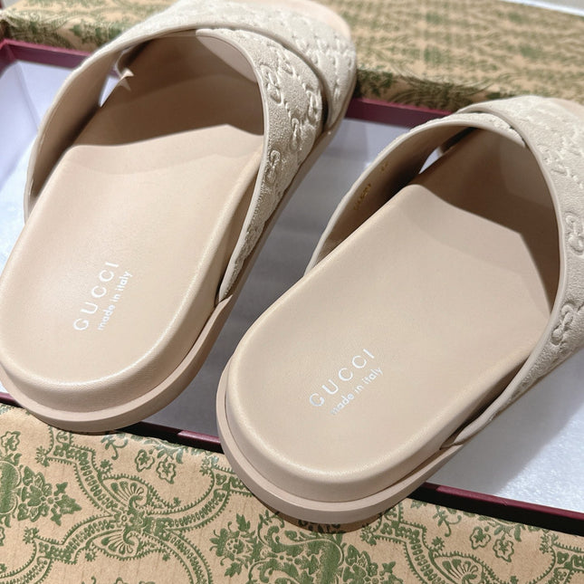 GG SLIDES IN NUDE BEIGE SUEDE WITH EMBOSSED LOGO STYLE 7