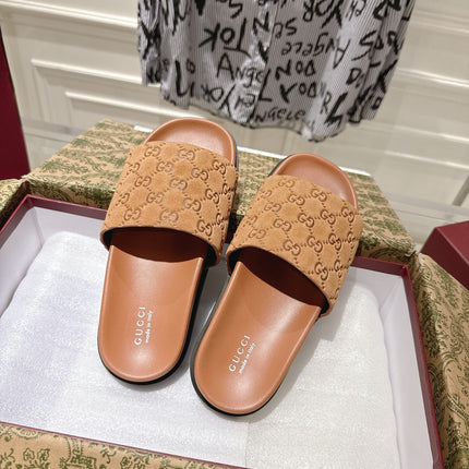 GG SLIDES IN BURNT ORANGE SUEDE WITH EMBOSSED LOGO STYLE 5
