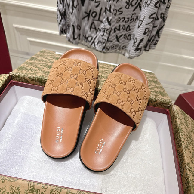 GG SLIDES IN BURNT ORANGE SUEDE WITH EMBOSSED LOGO STYLE 5