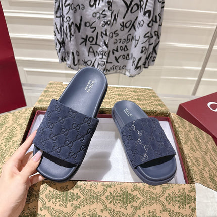 GG SLIDES IN NAVY BLUE SUEDE WITH EMBOSSED LOGO STYLE 4