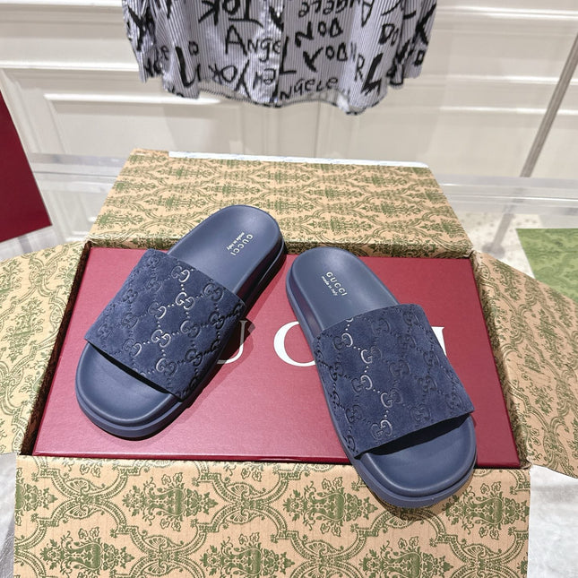 GG SLIDES IN NAVY BLUE SUEDE WITH EMBOSSED LOGO STYLE 4