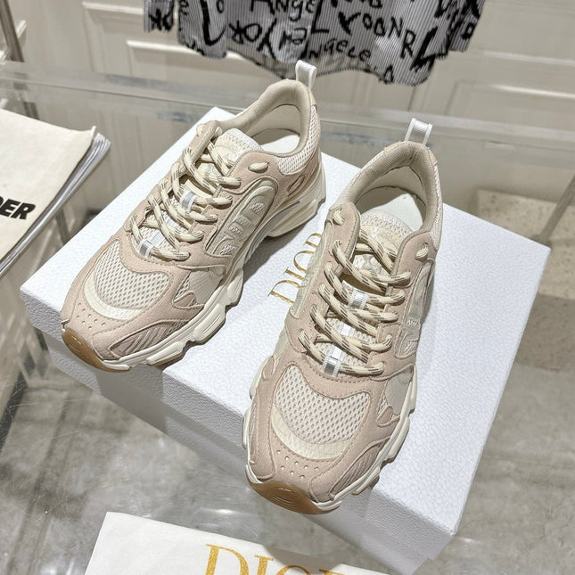 DIOR 25S CHRONO SNEAKER 45MM IN MESH WITH WHITE AND NUDE PINK CALFSKIN