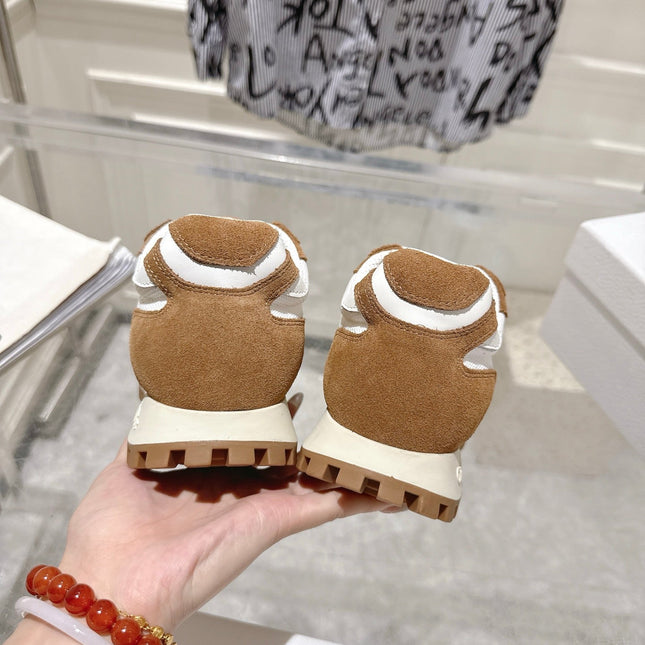 DIOR 25S C'EST DIOR SNEAKER IN WHITE HAZELNUT CALFSKIN AND SUEDE