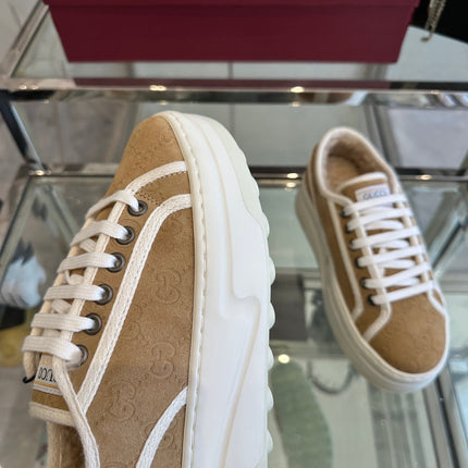 GG TENNIS SNEAKER IN CAMEL BROWN CANVAS WITH BEIGE FLEECE LINING