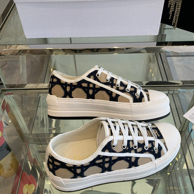 WALK'N PLATFORM SNEAKER IN CAMEL BEIGE MIX BLACK EMBROIDERED FABRIC