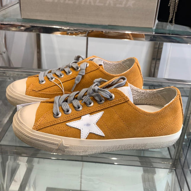 V-STAR LTD SNEAKERS IN MARIGOLD SUEDE WHITE STAR