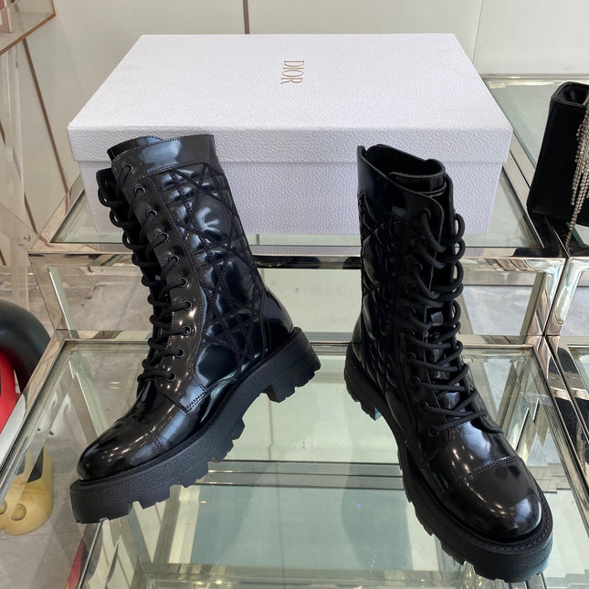 DIOR 25S D-UNIT ANKLE BOOT IN BLACK QUILTED CANNAGE CALFSKIN