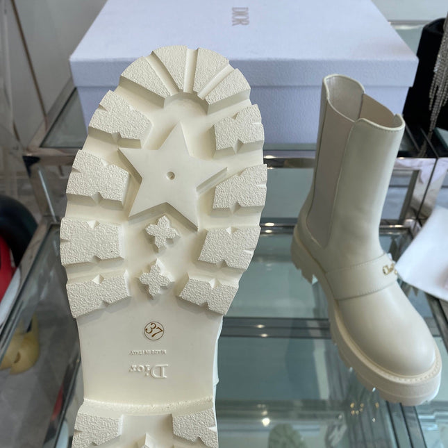 DIOR 25S D-QUEST ANKLE BOOT 35MM IN WHITE CALFSKIN GOLD HARDWARE