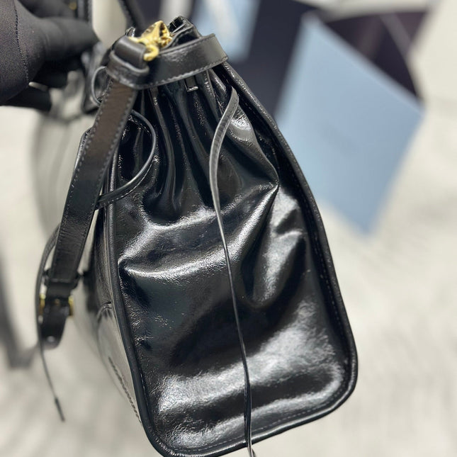 PRADA 25S BONNIE LARGE HANDBAG 38 IN BLACK GLOSSY CALFSKIN GOLD HARDWRE