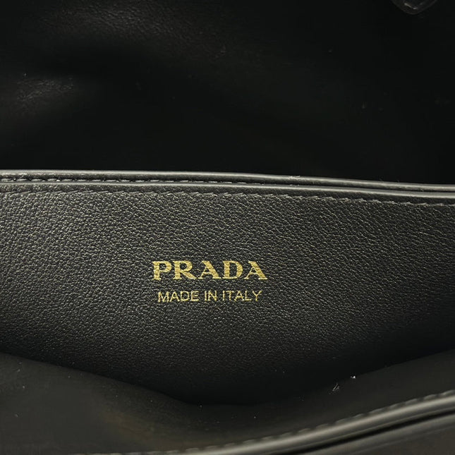 PRADA 25S BUCKLE MEDIUM HANDBAG 28 IN BLACK CALFSKIN GOLD HARDWRE