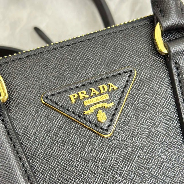 PRADA 25S GALLERIA MEDIUM BAG 20 IN BLACK CALFSKIN GOLD HARDWRE