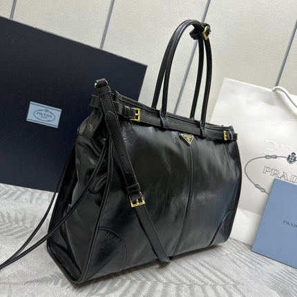TOTE BAG WITH BELT 42 IN BLACK OIL WAX LAMBSKIN GOLD HARDWARE