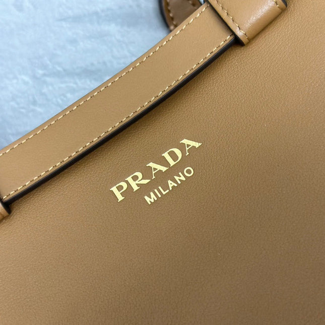 PRADA 25S BUCKLE MEDIUM HANDBAG 28 IN CARAMEL CALFSKIN GOLD HARDWRE