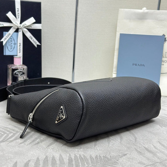 PRADA 25S SHOULDER STRAP BAG 26 IN BLACK CALFSKIN SILVER HARDWRE