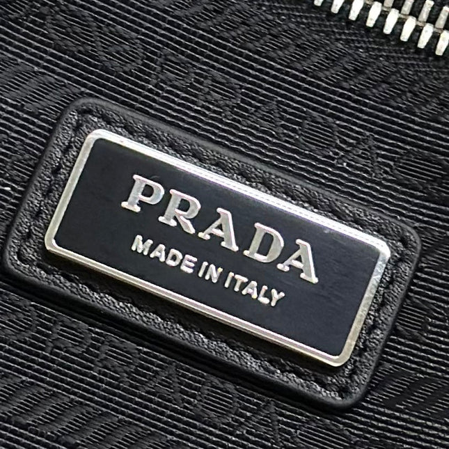 PRADA 25S SHOULDER STRAP BAG 26 IN BLACK CALFSKIN SILVER HARDWRE