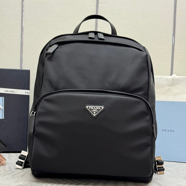 PRADA 25S BACKPACK 39 IN BLACK RE-NYLON AND SAFFIANO CALFSKIN