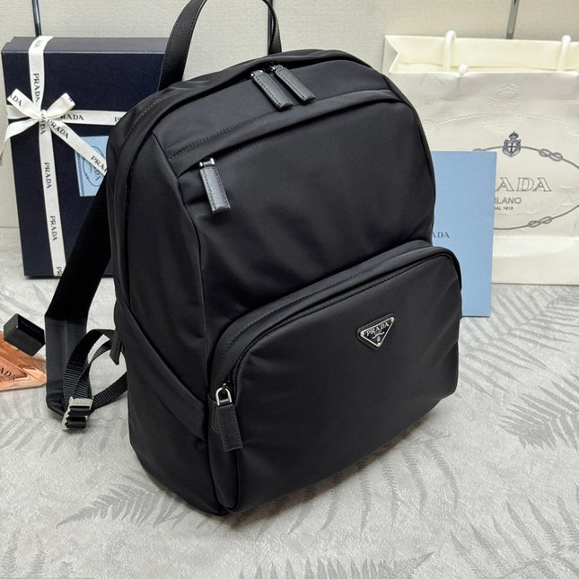 PRADA 25S BACKPACK 39 IN BLACK RE-NYLON AND SAFFIANO CALFSKIN