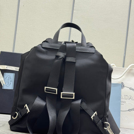 PRADA 25S MEDIUM RE-NYLON BACKPACK 39 IN BLACK WITH POUCH