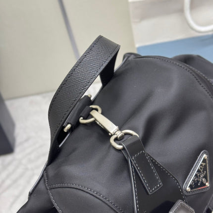 PRADA 25S MEDIUM RE-NYLON BACKPACK 39 IN BLACK WITH POUCH