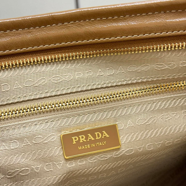 PRADA 25S BONNIE LARGE HANDBAG 38 IN GOLDEN BROWN CALFSKIN GOLD HARDWRE