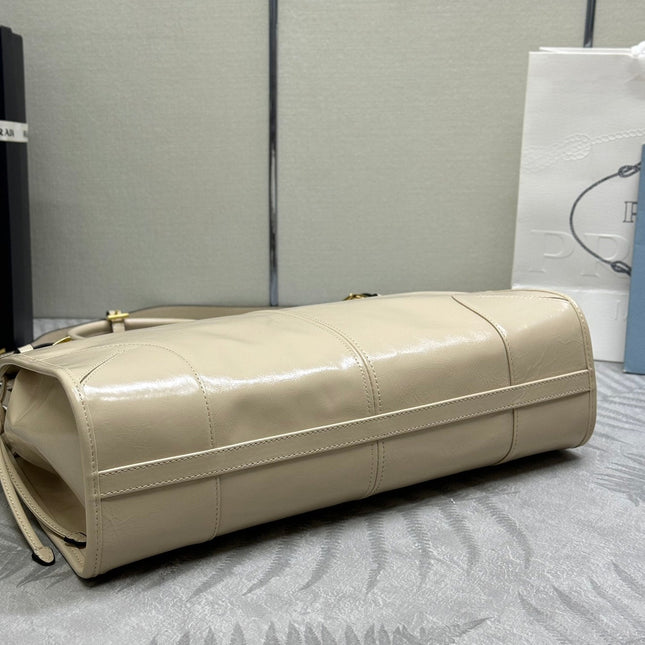 PRADA 25S BONNIE LARGE HANDBAG 38 IN BEIGE CALFSKIN GOLD HARDWRE