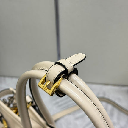 PRADA 25S BONNIE LARGE HANDBAG 38 IN BEIGE CALFSKIN GOLD HARDWRE