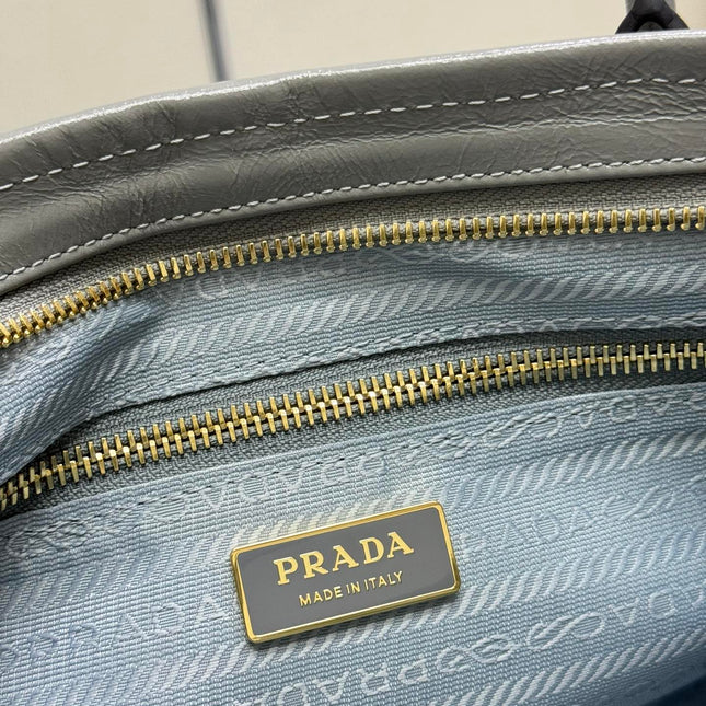 PRADA 25S BONNIE LARGE HANDBAG 38 IN GRAY GLOSSY CALFSKIN GOLD HARDWRE
