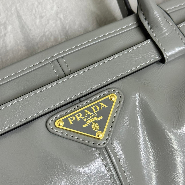 PRADA 25S BONNIE LARGE HANDBAG 38 IN GRAY GLOSSY CALFSKIN GOLD HARDWRE
