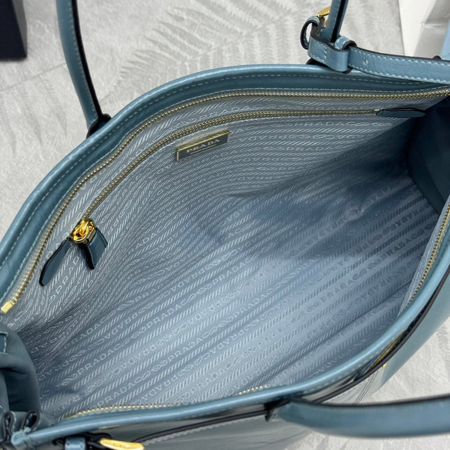 PRADA 25S LUX SOFT BAG 42 IN BLUE GLOSSY CALFSKIN GOLD HARDWRE