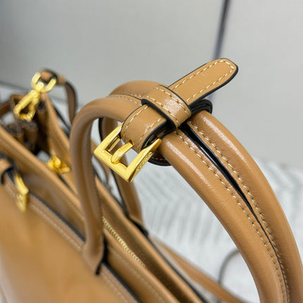 PRADA 25S LUX SOFT BAG 42 IN CARAMEL GLOSSY CALFSKIN GOLD HARDWRE