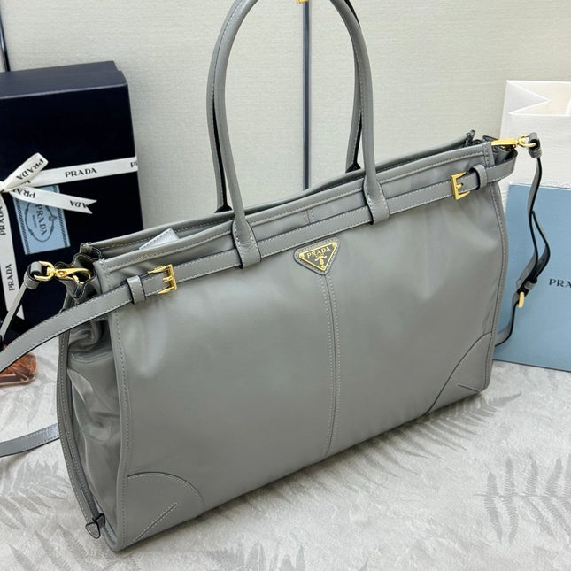 PRADA 25S LUX SOFT BAG 42 IN GRAY GLOSSY CALFSKIN GOLD HARDWRE