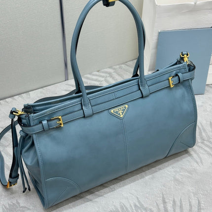 PRADA 25S BONNIE LARGE HANDBAG 38 IN LIGHT BLUE GLOSSY CALFSKIN GOLD HARDWRE