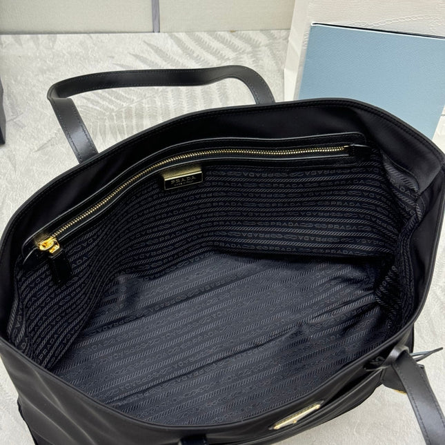 PRADA 25S RE-EDITION 1978 MEDIUM 35 IN BLACK NYLON AND SAFFIANO CALFSKIN