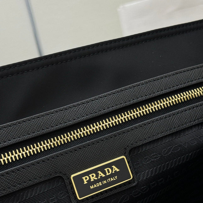 PRADA 25S RE-EDITION 1978 MEDIUM 35 IN BLACK NYLON AND SAFFIANO CALFSKIN