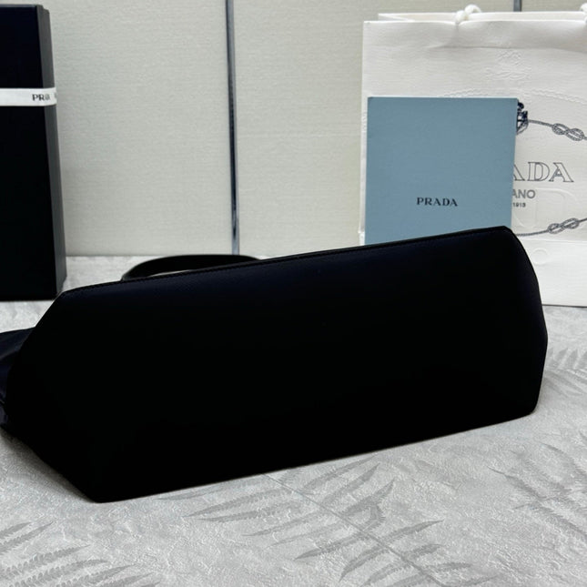 PRADA 25S RE-EDITION 1978 MEDIUM 35 IN BLACK NYLON AND SAFFIANO CALFSKIN