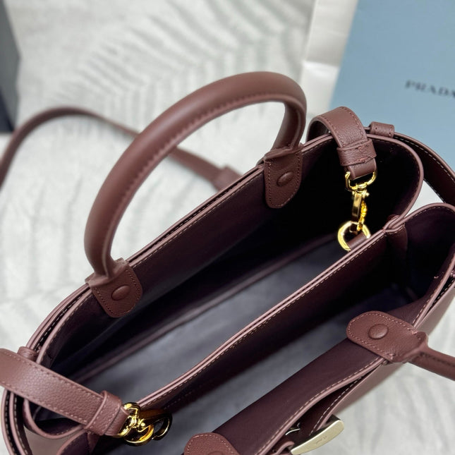 PRADA 25S BUCKLE SMALL HANDBAG 32 IN RICH BROWN CALFSKIN GOLD HARDWRE