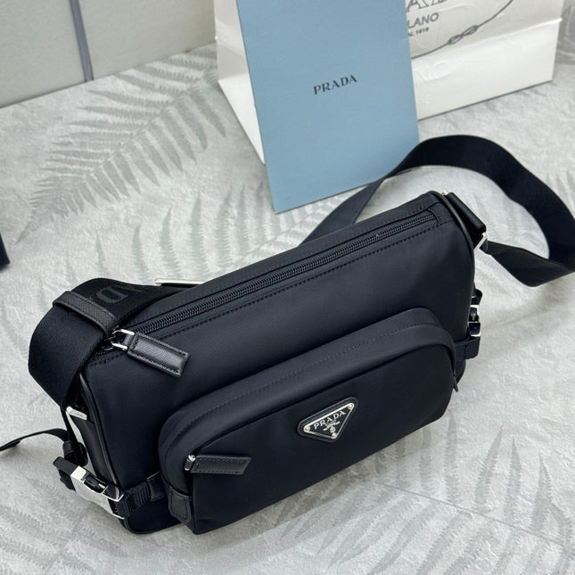 PRADA 25S MEDIUM MESSENGER BAG 35 IN BLACK RE-NYLON AND CALFSKIN