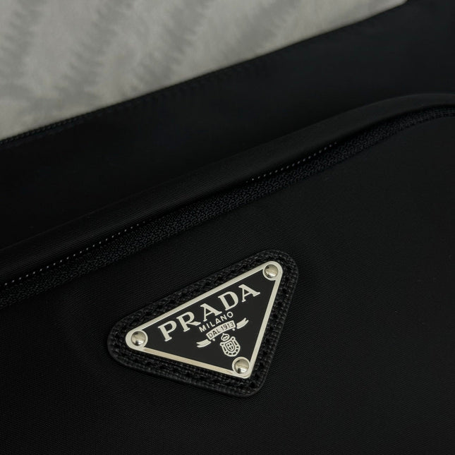 PRADA 25S MEDIUM MESSENGER BAG 35 IN BLACK RE-NYLON AND CALFSKIN