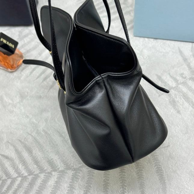 PRADA 25S DADA SMALL BAG 25 IN BLACK CALFSKIN GOLD HARDWRE