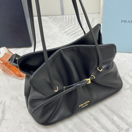 PRADA 25S DADA SMALL BAG 25 IN BLACK CALFSKIN GOLD HARDWRE