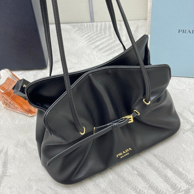 PRADA 25S DADA SMALL BAG 25 IN BLACK CALFSKIN GOLD HARDWRE
