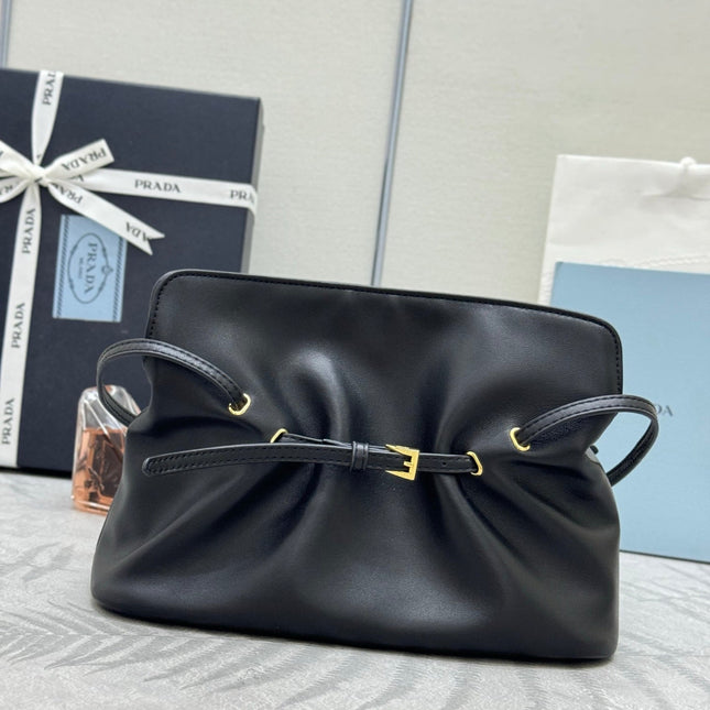 PRADA 25S DADA SMALL BAG 25 IN BLACK CALFSKIN GOLD HARDWRE