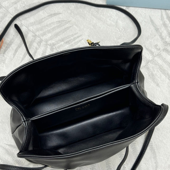 PRADA 25S DADA SMALL BAG 25 IN BLACK CALFSKIN GOLD HARDWRE