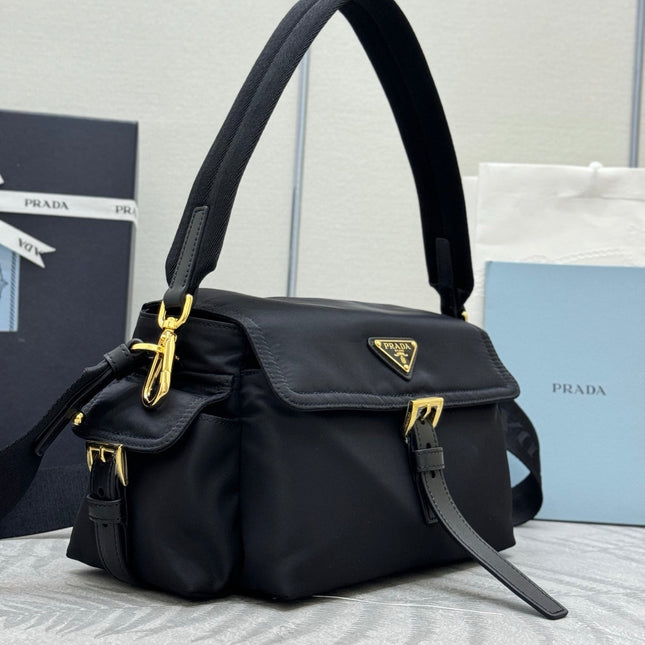 PRADA 25S EXPLORE LARGE SHOULDER BAG 30 IN BLACK RE-NYLON WITH FLAP