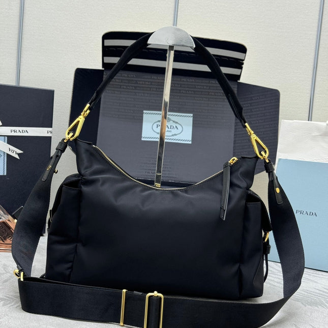 PRADA 25S EXPLORE LARGE RE-NYLON SHOULDER BAG 32 IN BLACK WITH FLAP